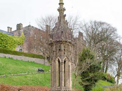 The pinnacle with Clitheroe Castle behind