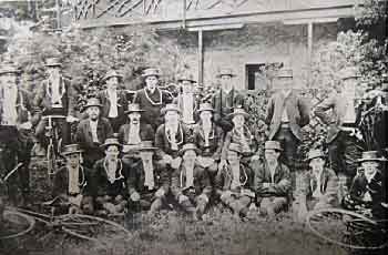 Clitheroe-Bicycle-Club-with-cornets